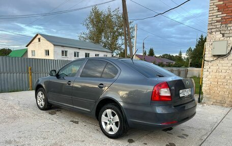 Skoda Octavia, 2011 год, 690 000 рублей, 2 фотография