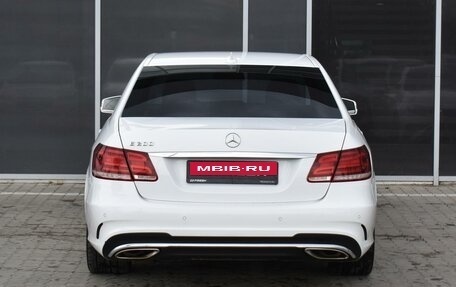 Mercedes-Benz E-Класс, 2015 год, 2 300 000 рублей, 4 фотография