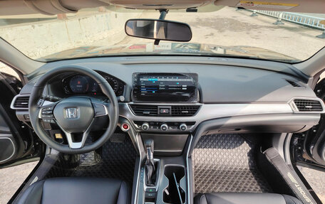 Honda Accord IX рестайлинг, 2022 год, 1 930 000 рублей, 4 фотография