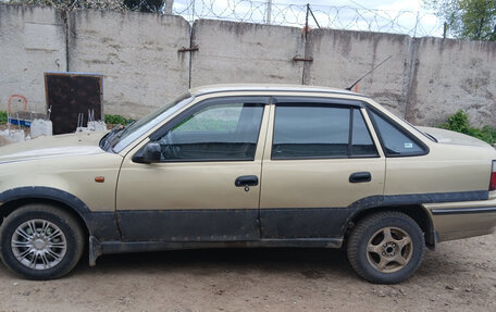 Daewoo Nexia I рестайлинг, 2007 год, 100 000 рублей, 4 фотография