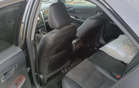 Toyota Camry, 2017 год, 2 400 000 рублей, 7 фотография