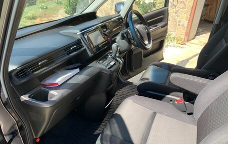 Honda Stepwgn IV, 2020 год, 2 850 000 рублей, 20 фотография
