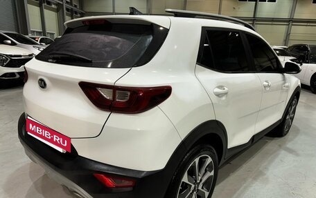 KIA Stonic, 2020 год, 1 400 000 рублей, 2 фотография