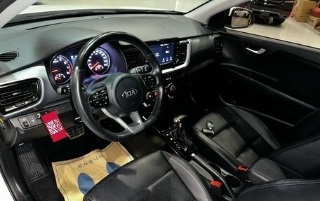 KIA Stonic, 2020 год, 1 400 000 рублей, 12 фотография