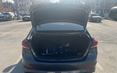 Hyundai Elantra VI рестайлинг, 2016 год, 1 550 000 рублей, 12 фотография