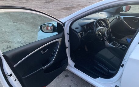Hyundai i30 II рестайлинг, 2012 год, 920 000 рублей, 6 фотография