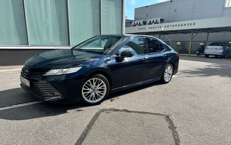 Toyota Camry, 2018 год, 2 830 000 рублей, 5 фотография