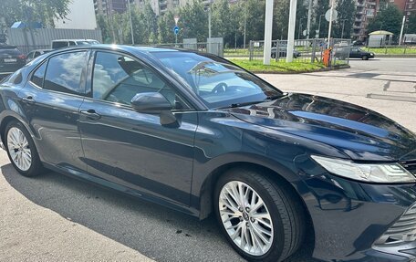 Toyota Camry, 2018 год, 2 830 000 рублей, 4 фотография