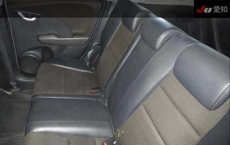 Honda Fit Shuttle I рестайлинг, 2012 год, 810 000 рублей, 3 фотография
