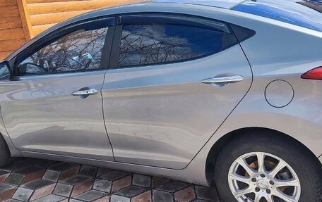 Hyundai Avante, 2011 год, 880 000 рублей, 3 фотография