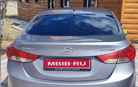 Hyundai Avante, 2011 год, 880 000 рублей, 2 фотография
