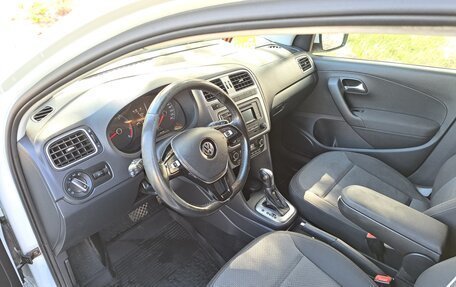 Volkswagen Polo VI (EU Market), 2017 год, 1 120 000 рублей, 6 фотография