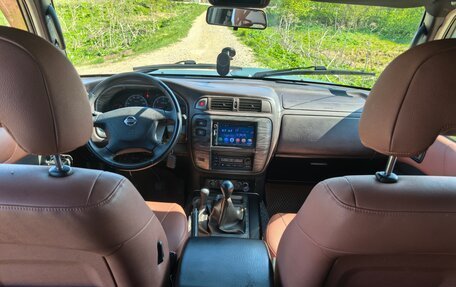 Nissan Patrol, 2002 год, 2 200 000 рублей, 19 фотография