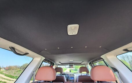 Nissan Patrol, 2002 год, 2 200 000 рублей, 33 фотография