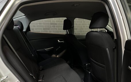 KIA Rio III рестайлинг, 2012 год, 865 000 рублей, 12 фотография