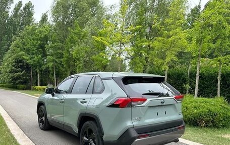 Toyota RAV4, 2022 год, 2 620 000 рублей, 3 фотография