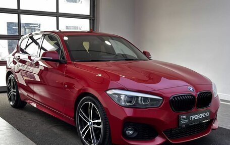 BMW 1 серия, 2019 год, 2 100 000 рублей, 3 фотография