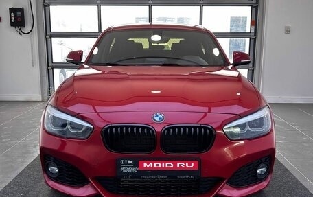 BMW 1 серия, 2019 год, 2 100 000 рублей, 2 фотография