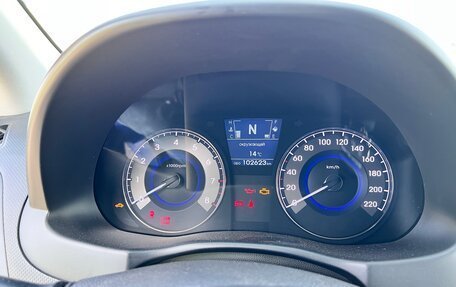 Hyundai Solaris II рестайлинг, 2013 год, 1 150 000 рублей, 9 фотография