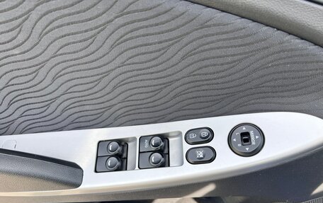Hyundai Solaris II рестайлинг, 2013 год, 1 150 000 рублей, 14 фотография