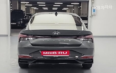 Hyundai Avante, 2022 год, 1 790 000 рублей, 4 фотография