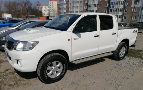 Toyota Hilux VII, 2012 год, 2 590 000 рублей, 7 фотография