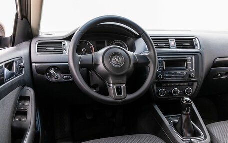 Volkswagen Jetta VI, 2014 год, 948 000 рублей, 31 фотография