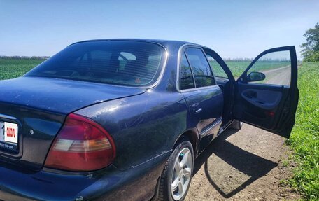 Hyundai Sonata III рестайлинг, 1998 год, 320 000 рублей, 4 фотография