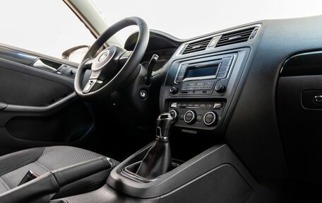 Volkswagen Jetta VI, 2014 год, 948 000 рублей, 32 фотография
