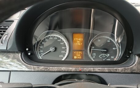 Mercedes-Benz Viano, 2014 год, 3 300 000 рублей, 17 фотография