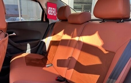 Volkswagen Polo VI (EU Market), 2012 год, 950 000 рублей, 26 фотография