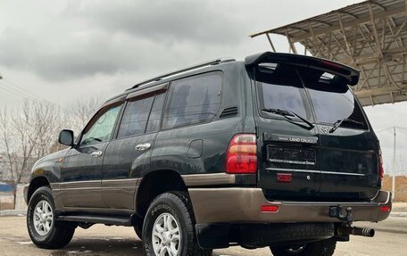 Toyota Land Cruiser 100 рестайлинг 2, 2002 год, 2 250 000 рублей, 3 фотография