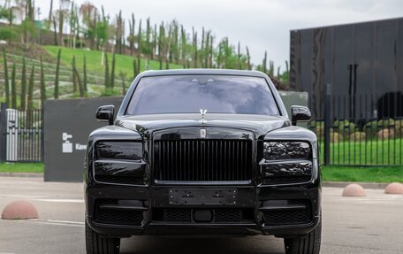 Rolls-Royce Cullinan, 2020 год, 28 950 000 рублей, 3 фотография