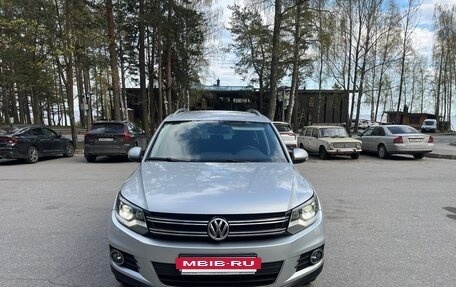 Volkswagen Tiguan I, 2013 год, 1 299 000 рублей, 2 фотография