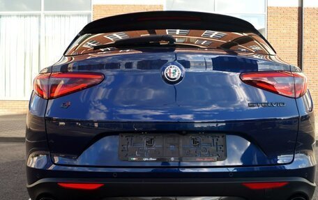 Alfa Romeo Stelvio, 2020 год, 2 990 000 рублей, 8 фотография