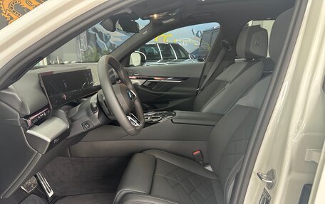 BMW 5 серия, 2024 год, 9 170 000 рублей, 14 фотография