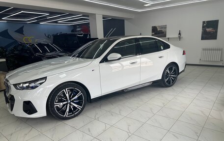 BMW 5 серия, 2024 год, 9 170 000 рублей, 22 фотография