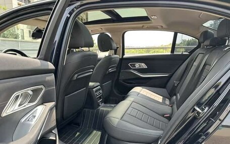 BMW 3 серия, 2021 год, 3 300 000 рублей, 20 фотография