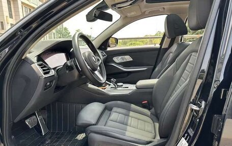BMW 3 серия, 2021 год, 3 300 000 рублей, 19 фотография