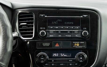 Mitsubishi Outlander III рестайлинг 3, 2014 год, 1 630 000 рублей, 14 фотография