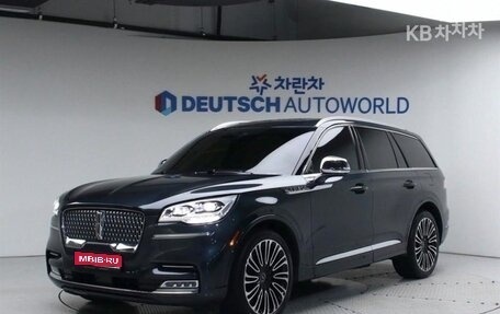 Lincoln Aviator II, 2022 год, 4 016 000 рублей, 1 фотография