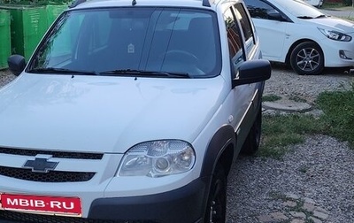 Chevrolet Niva I рестайлинг, 2015 год, 780 000 рублей, 1 фотография