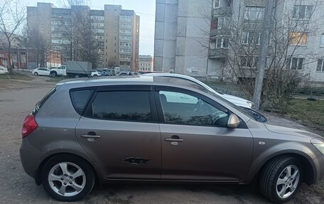 KIA cee'd I рестайлинг, 2009 год, 650 000 рублей, 3 фотография