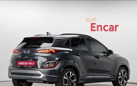 Hyundai Kona I, 2022 год, 1 750 000 рублей, 2 фотография