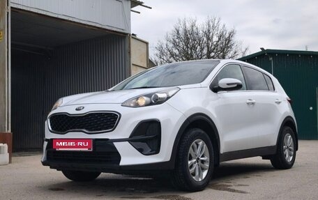 KIA Sportage IV рестайлинг, 2020 год, 1 900 000 рублей, 5 фотография