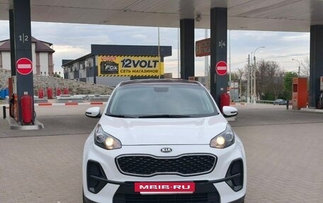 KIA Sportage IV рестайлинг, 2020 год, 1 900 000 рублей, 25 фотография