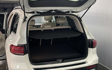 Mercedes-Benz GLB, 2022 год, 4 200 000 рублей, 3 фотография