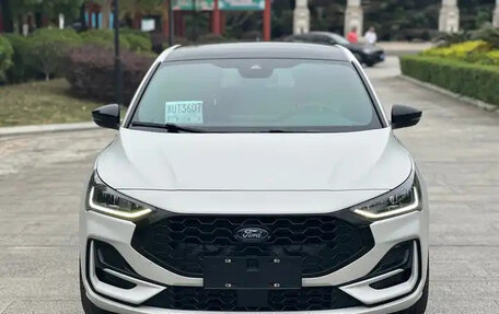 Ford Focus IV, 2022 год, 1 574 000 рублей, 2 фотография