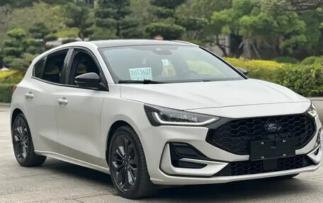 Ford Focus IV, 2022 год, 1 574 000 рублей, 3 фотография