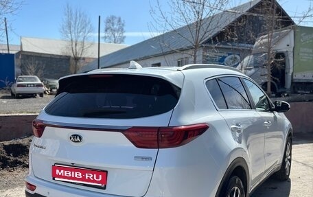 KIA Sportage IV рестайлинг, 2018 год, 1 550 000 рублей, 6 фотография